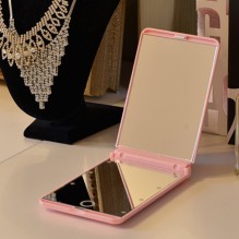 Складное зеркало для макияжа с подсветкой LED Travel Mirror. Розовый